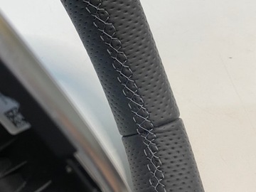 AUDI A6 S6 RS6 A7 S7 RS7 C8 4K A8 S8 4N Q5 Q7 Q8 A4 A5 VOLANT NOVÁ
