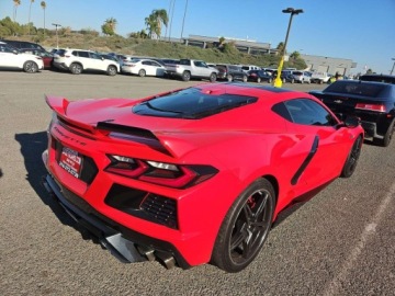 Chevrolet Corvette C7 2020 Chevrolet Corvette Stingray Coupe 3LT 2020 6.2 Benzyna 495KM, zdjęcie 4