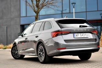 Skoda Octavia IV Kombi 1.0 TSI 110KM 2023 Škoda Octavia Skoda Octavia _1.0 110KM Virtual, zdjęcie 35