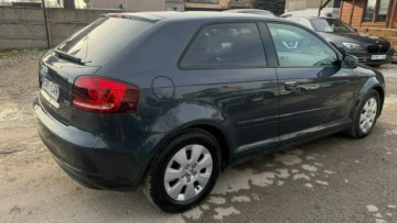 Audi A3 8P Hatchback 3d 1.6 TDI 105KM 2010 Audi A3 3-drzwiowe 1.6TDi OPŁACONY Bezwypadkowy, zdjęcie 8