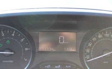 Peugeot 2008 I SUV Facelifting 1.2 PureTech 82KM 2019 Peugeot 2008 1.2B 83KM klimatronik zarejestrowany zadbany 1.2 Benzyna 83KM, zdjęcie 31