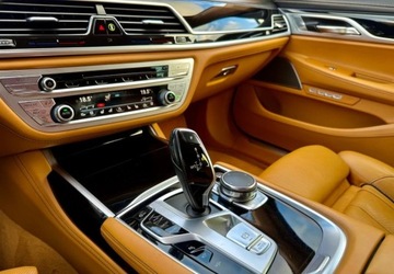 BMW Seria 7 G11-G12 Sedan 740d 320KM 2016 BMW Seria 7 BMW Seria 7 740d xDrive 3.0 Diesel 320KM, zdjęcie 10