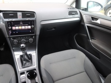 Volkswagen Golf VII Variant Facelifting 1.6 TDI-CR DPF BMT 115KM 2017 VW Golf 1.6 TDI, Navi, Klima, Klimatronic, zdjęcie 7