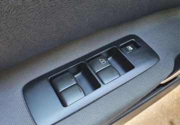 Nissan Qashqai I Crossover Facelifting  1.6 dCi 130KM 2012 Nissan Qashqai2 Panorama 7-osobowy GetHelp 1.6 Diesel 130KM, zdjęcie 20