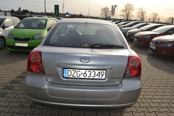 Toyota Avensis II Hatchback 1.8 VVT-i 129KM 2006 Toyota Avensis ,Zarejestrowna, zdjęcie 5