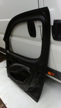 FIAT DOBLO И ПЕРЕДНЯЯ ПРАВАЯ ДВЕРЬ