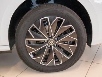 Skoda Kamiq Crossover Facelifting 1.5 TSI 150KM 2025 SKODA Kamiq Edition 130 1.5 TSI DSG Suv 150KM 2025, zdjęcie 13