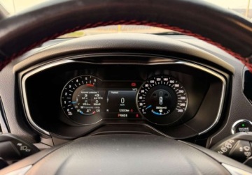 Ford Mondeo V Kombi Facelifting 2.0 EcoBlue 190KM 2019 Ford Mondeo ST LINE AWD 4x4 190Ps 8biegow MaxyMalneWyposazenie PoPelnymSer, zdjęcie 34