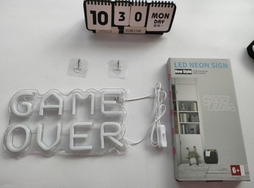 GAME OVER NEON DO POKOJU ZABAW 5V KOLOROWA DEKORACJA ŚCIENNA LED