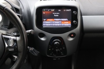 Toyota Aygo II Hatchback 3d Facelifting 1.0 VVT-i 72KM 2018 Toyota Aygo 1.0 VVT-i, Salon Polska, zdjęcie 12