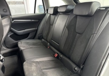 Skoda Octavia IV Kombi 2.0 TDI SCR 200KM 2022 Skoda Octavia 2.0TDI 200KM 4x4 Scout Matrix Hak ACC Ambiente Head-Up El.Fo, zdjęcie 14
