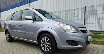 Opel Zafira B 1.8 ECOTEC 140KM 2009 Opel Zafira 1.8 140ps. Benzyna 7-0sob 1.8 Benzyna 140KM, zdjęcie 16