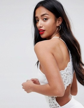 БЕЛОЕ КРУЖЕВНОЕ БОДИ MISSGUIDED PETITE 34