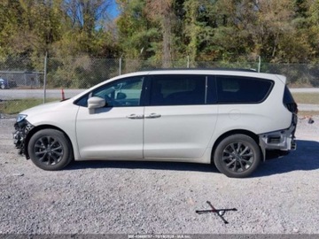 Chrysler Pacifica II 2021 Chrysler Pacifica Touring L 2021 3.6l 3.6 Benzyna 287KM, zdjęcie 2