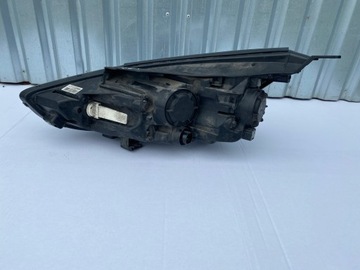 LAMPA HYUNDAI i30 I30 III PRAWA PRZOD 92102-G4000