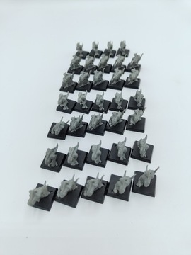 Warhammer Fantasy Battle Lizardmen Skinks zestaw 34 figurek plastik