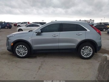 Cadillac 2024 Cadillac XT4 2024 CADILLAC XT4 FWD LUXURY 2.0 Benzyna 235KM, zdjęcie 4