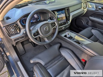 Volvo V60 II  Kombi Facelifting 2.0 B4 B 197KM 2025 Volvo V60 V60 B4B Ultra Dark 197KM, BLIS, ACC, Pan, zdjęcie 14