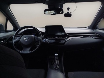 Toyota C-HR I Crossover 1.8 Hybrid 122KM 2018 Toyota C-HR 1.8 Hybrid Premium 1.8 Hybrid Premium, zdjęcie 13