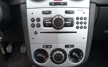 Opel Corsa D Hatchback 1.4 Twinport ECOTEC 90KM 2008 Opel Corsa corsa 1.4 bezwypadkowa - Niski przebieg - klima - po oplatach, zdjęcie 32