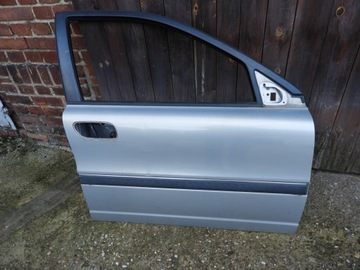DRZWI PRAWE VOLVO S80 I 443-46 PRZÓD LISTWA =