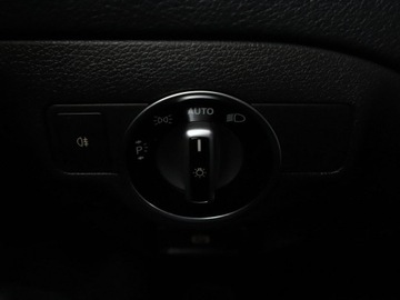 Mercedes CLA C117 Coupe Facelifting 2.0 250 Sport 218KM 2017 Mercedes CLA 250 AMG Line Automat Navi Tempomat, zdjęcie 31