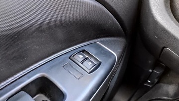 Opel Combo D Tour 1.6 CDTI 105KM 2017 Opel Combo Tour Van 1.6 CDTI L1H1 - diesel 5 drzwi, zdjęcie 28