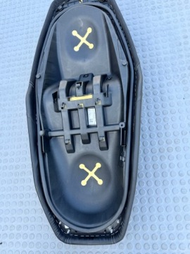 Скамейка запасных BMW C400GT K08 BMW 8409464