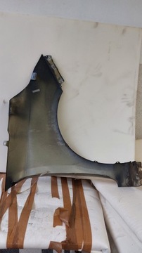 BLATNÍK LEVÝ PŘEDNÍ KIA CARENS IV 2013-