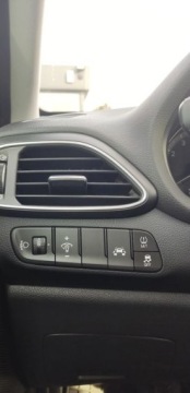 Hyundai i30 III Wagon 1.4 T-GDi 140KM 2018 Hyundai i30 jeden wlasciciel, auto zadbane 1.4 Benzyna 140KM, zdjęcie 19