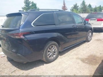 Toyota Sienna III 2024 Toyota Sienna 2024r., 4x4, 2.5L 2.5 Hybryda 245KM, zdjęcie 3