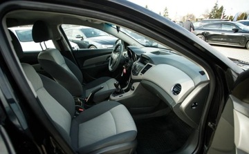Chevrolet Cruze 2011 Chevrolet Cruze 1.6 benzyna 113KM sedan klimatyzacja hamulce i opony bdb, zdjęcie 28