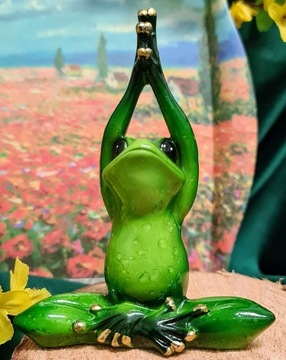 ФИГУРА ЛЯГУШКИ ЙОГИ
