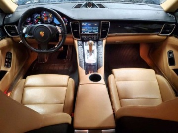 Porsche Panamera I Limuzyna Facelifting 3.0 420KM 2016 Porsche Panamera S 2016 3.0 Benzyna 420KM, zdjęcie 8