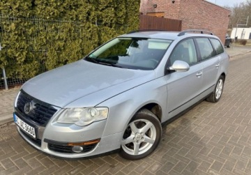 Volkswagen Passat B6 Variant 2.0 TDI-CR DPF 110KM 2010 Volkswagen Passat Variant 2.0 TDI B6 DSG KLIMA NAVI Oplacony Stan bdb ZAM, zdjęcie 4