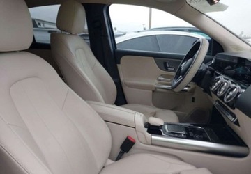 Mercedes GLA II 2021 Mercedes-Benz GLA Auta z USA - Zapytaj o wiecej ofert 2.0 Benzyna 190KM, zdjęcie 14