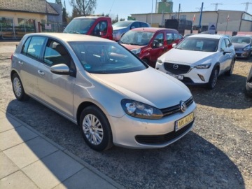 Volkswagen Golf V Hatchback 1.4 80KM 2008 Volkswagen Golf Vw Golf VI 1.4 MPI 80KM z zarejestrowany 1.4 Benzyna 80KM, zdjęcie 1