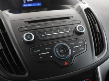 Ford Kuga II SUV Facelifting 1.5 EcoBoost 120KM 2019 Ford Kuga klimatyzacja grzane fotele czujniki, zdjęcie 24