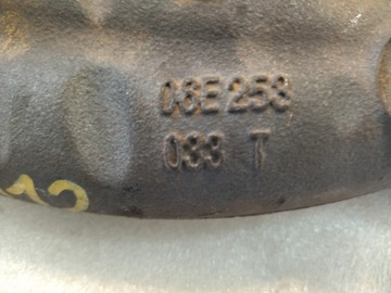 06E253033T ВЫПУСКНОЙ ПАТРУБОК 3.0TFSI AUDI A6 A7