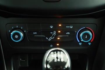 Ford Focus III Kombi Facelifting 1.5 TDCi 120KM 2017 Ford Focus 1.5 TDCi, Salon Polska, Serwis ASO, zdjęcie 10