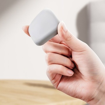 ДВЕРНОЙ ОТШИК, САМОКЛЕЯЩИЙСЯ К СТЕНЕ