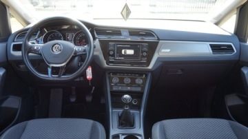 Volkswagen Touran III 1.2 TSI 110KM 2018 Volkswagen Touran zarejestrowany, ubezpieczony., zdjęcie 9