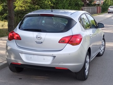 Opel Astra J Hatchback 5d 1.6 Twinport ECOTEC 115KM 2010 Automat Serwis 1.6 Benzyna, zdjęcie 20