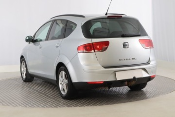 Seat Altea XL 1.6 TDI CR 105KM 2010 Seat Altea XL 1.6 TDI, HAK, Klima,ALU, El. szyby, zdjęcie 3