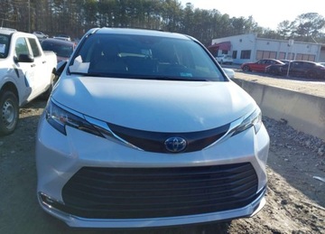 Toyota Sienna III 2022 Toyota Sienna XLE, od ubezpieczalni 2.5 Hybryda 189KM, zdjęcie 1