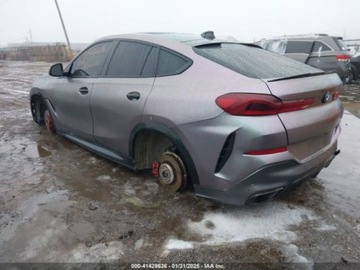 BMW X6 G06 2021 BMW X6 xDrive40I 2021 3.0l 3.0 Benzyna 335KM, zdjęcie 3