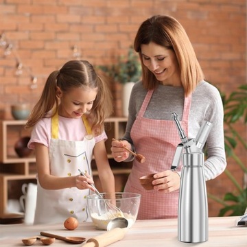 PREMIUM ALUMINIOWY DOZOWNIK DO BITEJ ŚMIETANY, 500 ML, Z 3 DYSZAMI, KREMU