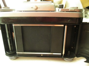 КАМЕРА PENTACON SIX TL 6X6
