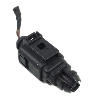 Czujnik temperatury zewnętrznej Audi A3 8P A4 B8 A5 8T 8Z0820535 1J0973702