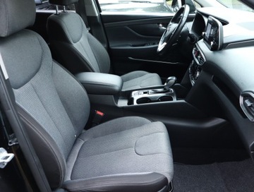 Hyundai Santa Fe III SUV Facelifting 2.0 CRDi 185KM 2018 Hyundai Santa Fe 2.0 CRDi, Salon Polska, 182 KM, zdjęcie 8